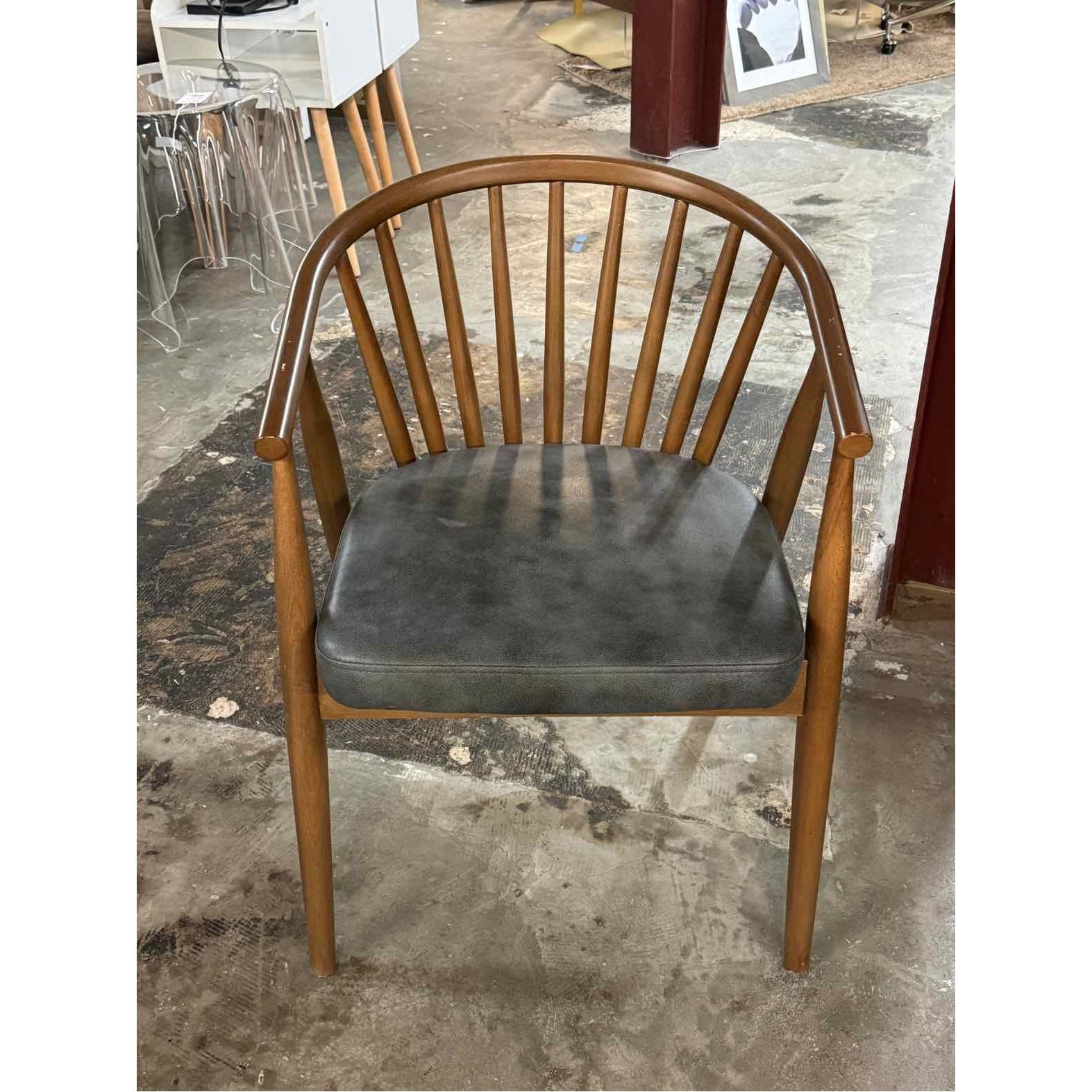 SET of 8 'Danson' Ash Wood Sleigh Back Chairs by Nuevo - AS IS