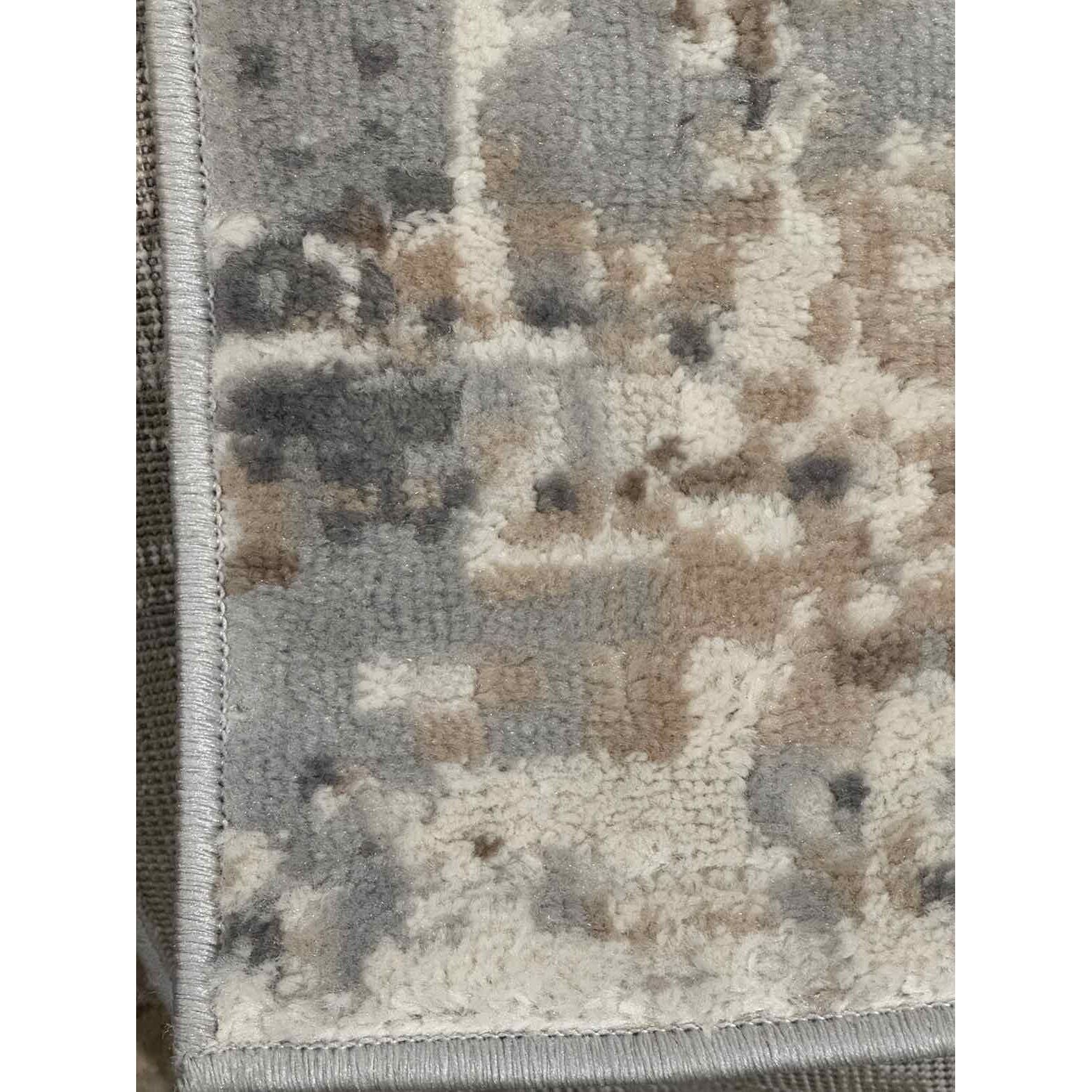 10x14 Shivan Rug in Ivory & Gray by Safavieh