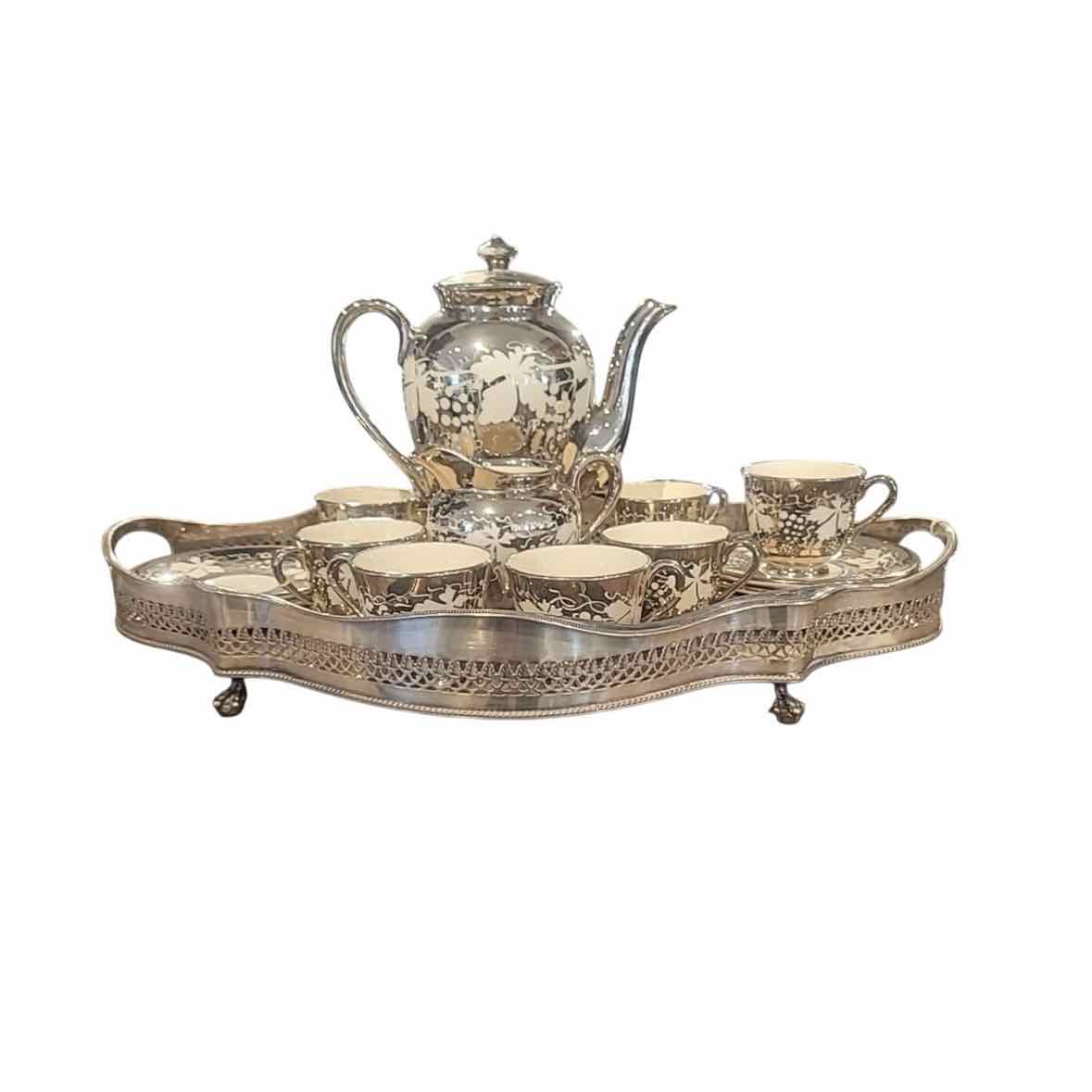 Vintage English Silver Plated Small Tray 18.5"Lx12"Wx3'H - colletteconsignment.com
