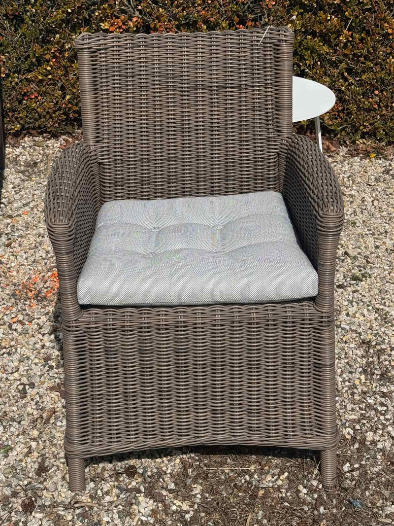 Beaumont Wicker Square Chair in Gray