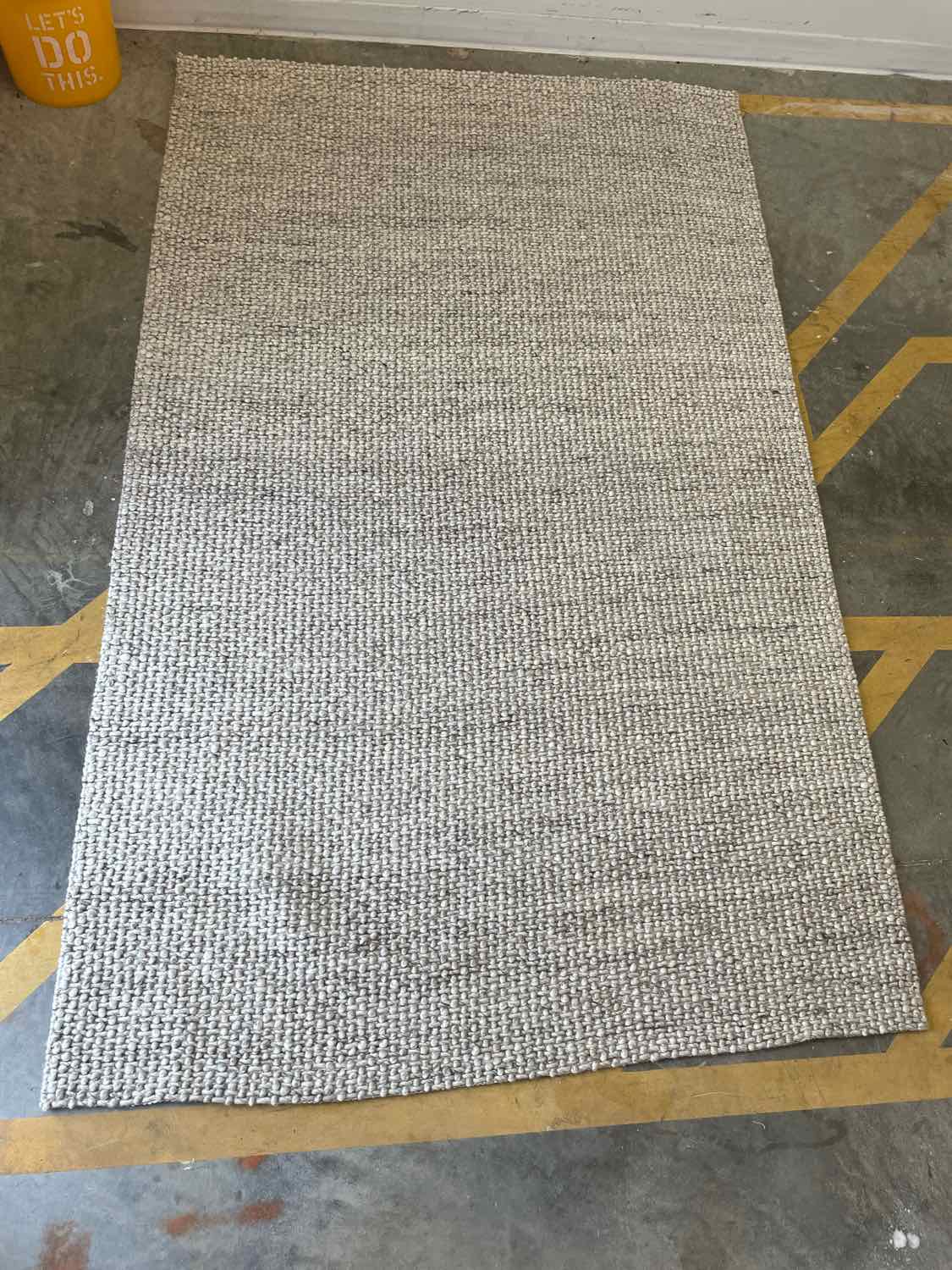 5' x 8' Chunky Knotted Gray Wool Rug #63