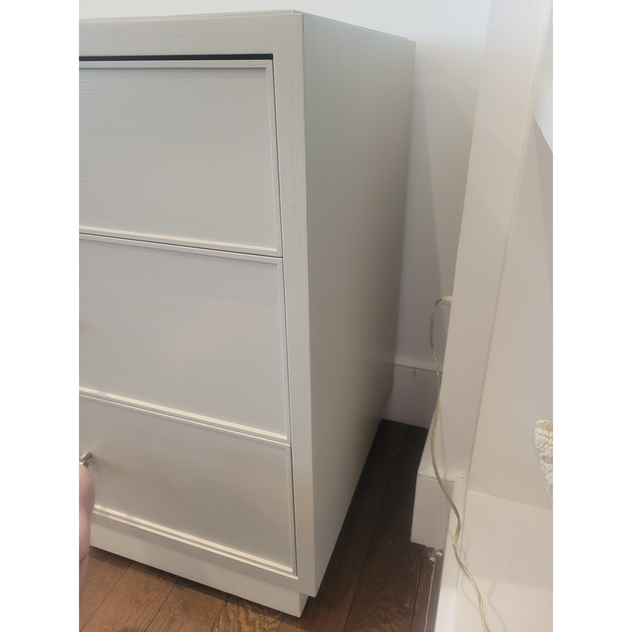 6-Drawer Painted Beech Williams Dresser w/ Acrylic Pulls by Vanguard (AS IS)