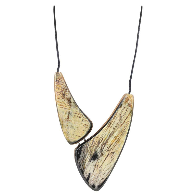 No Label V-Shape Bone Horn Necklace