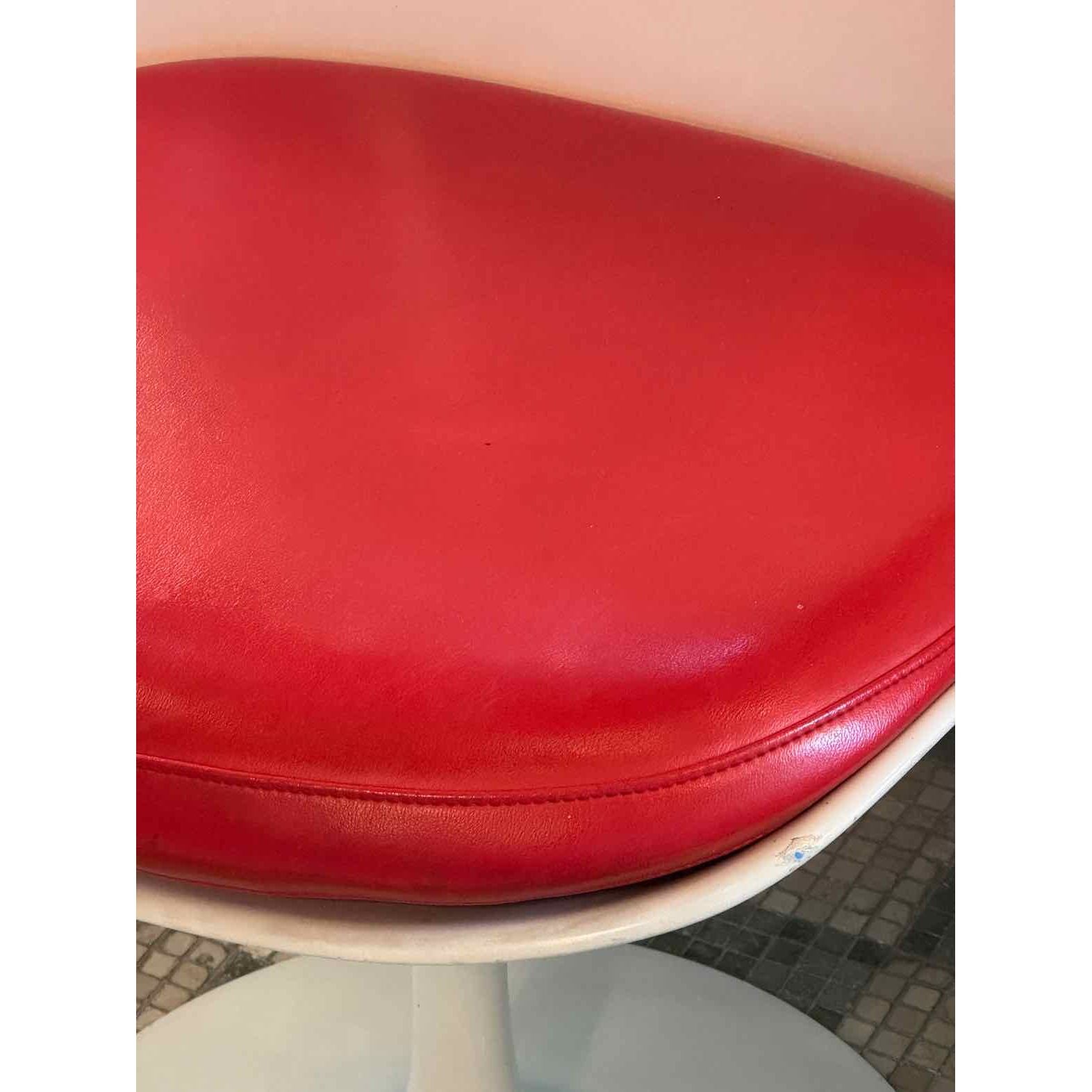 Pair of Saarinen Tulip Chairs