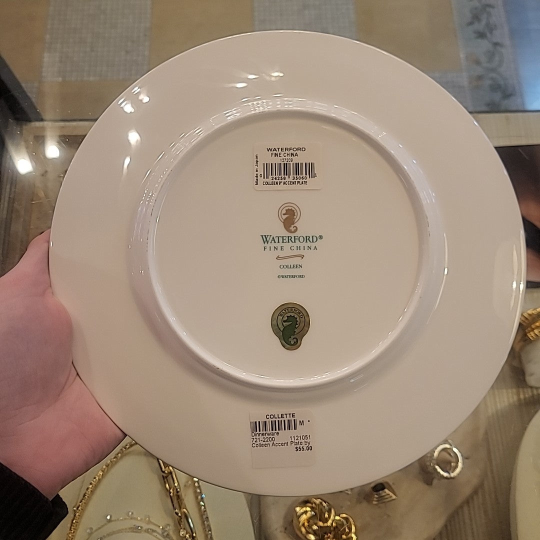 Colleen Accent Plate by Waterford - colletteconsignment.com