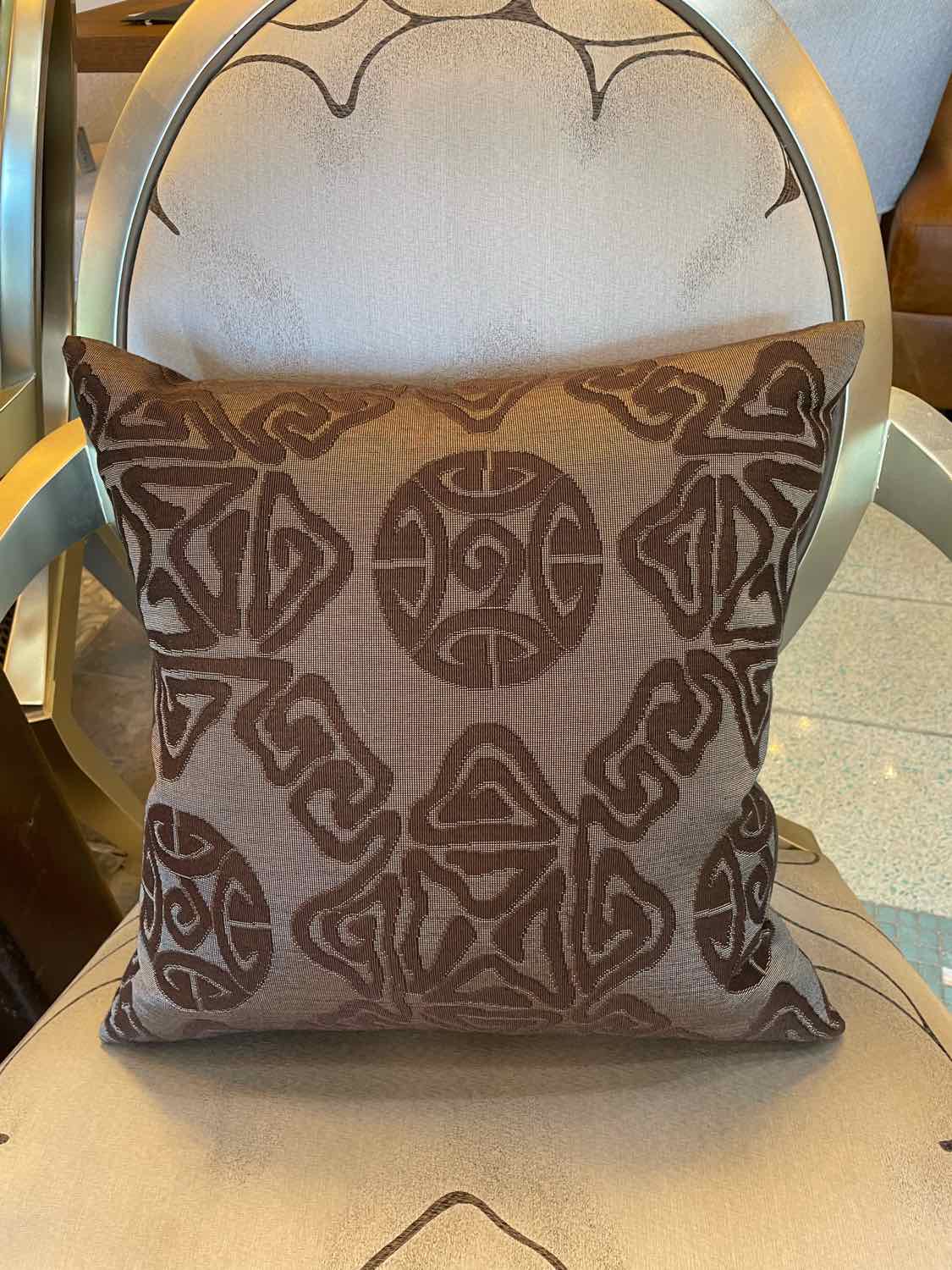 Silver & Brown Leather Oval Arm Chair by John Hutton for Donghia w/ Pillow