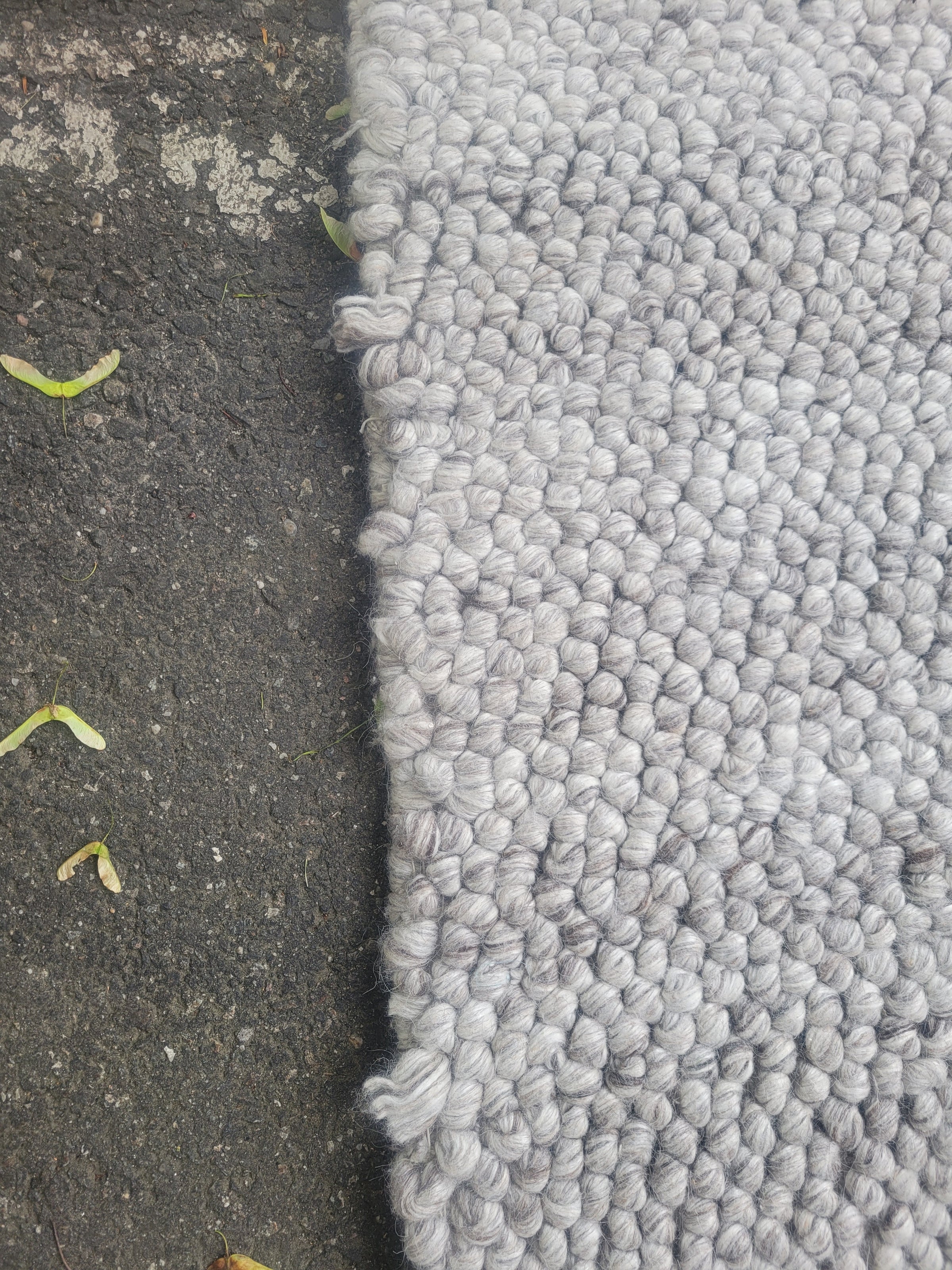 11' x 12' Gray Wool Pebble Rug