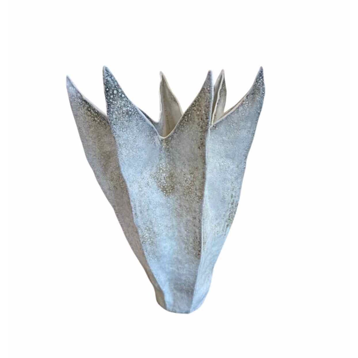 Amaryllis Porcelain Vase by Global Views