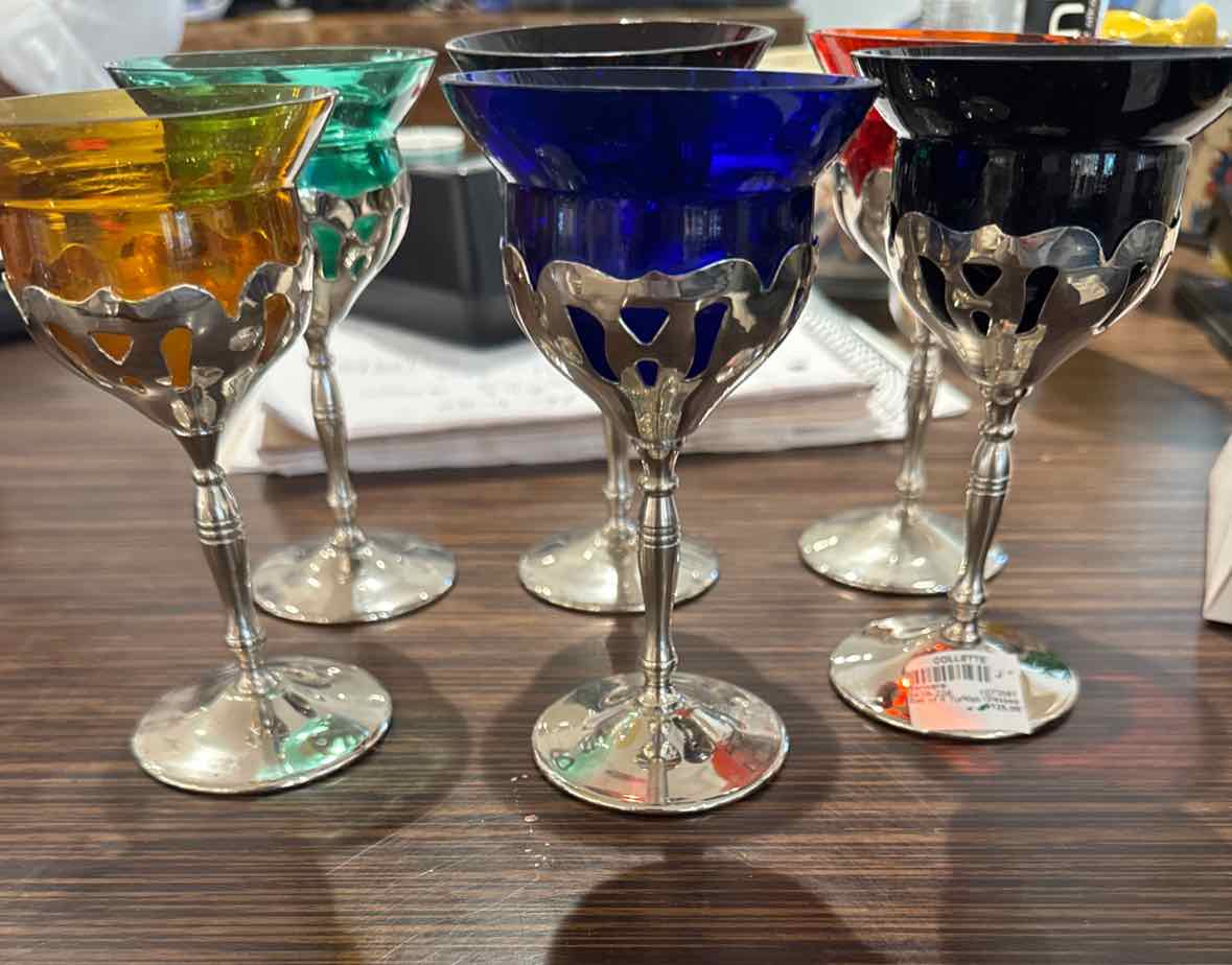 Set of 6 Turkish Glasses w/ Metal 3"Diam x 5.5"H