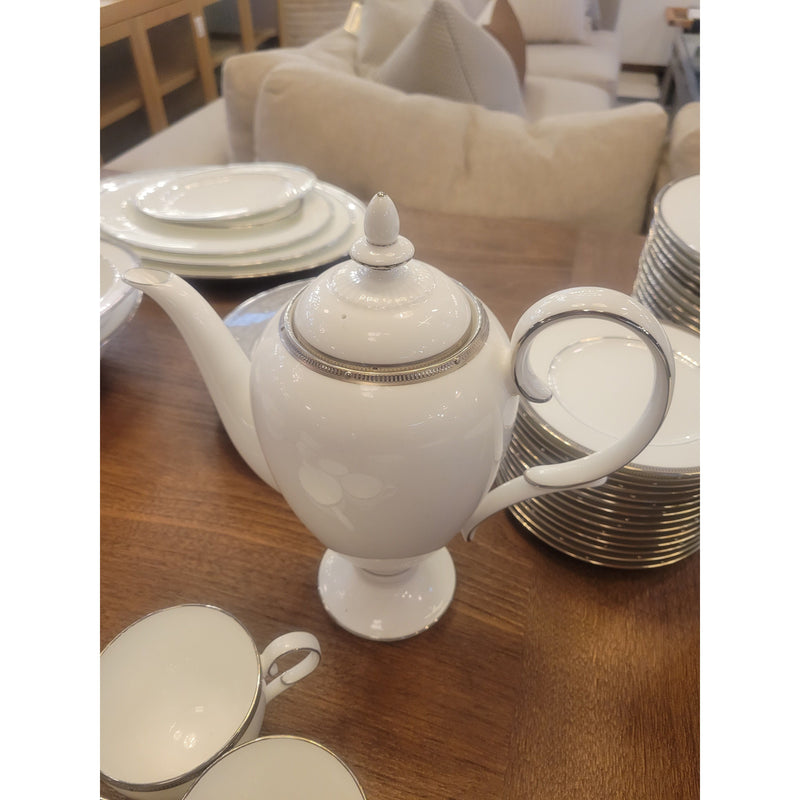 Noritake 'Rochelle' Platinum Coffee Pot