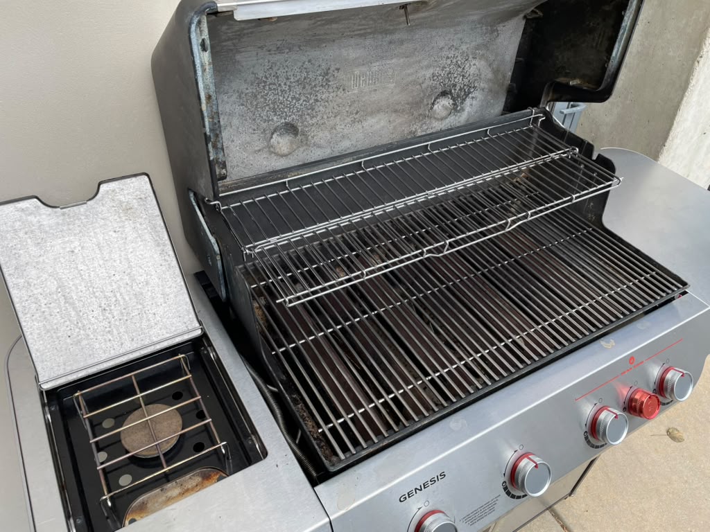 Weber 4 Burner Genesis Propane Grill