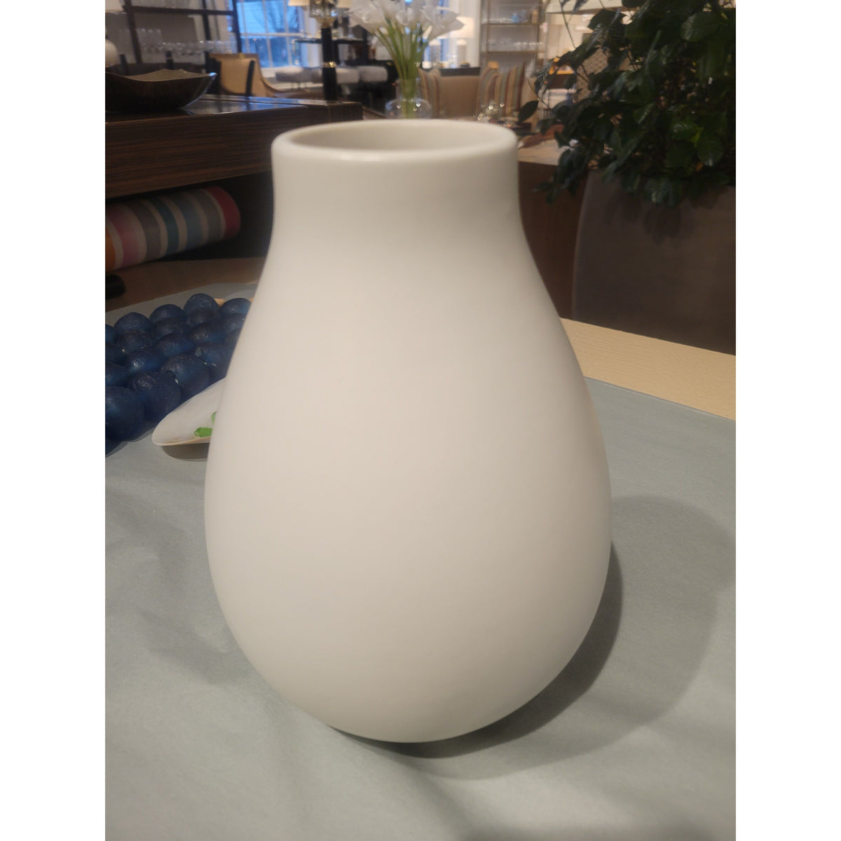 White Ceramic Vase - colletteconsignment.com