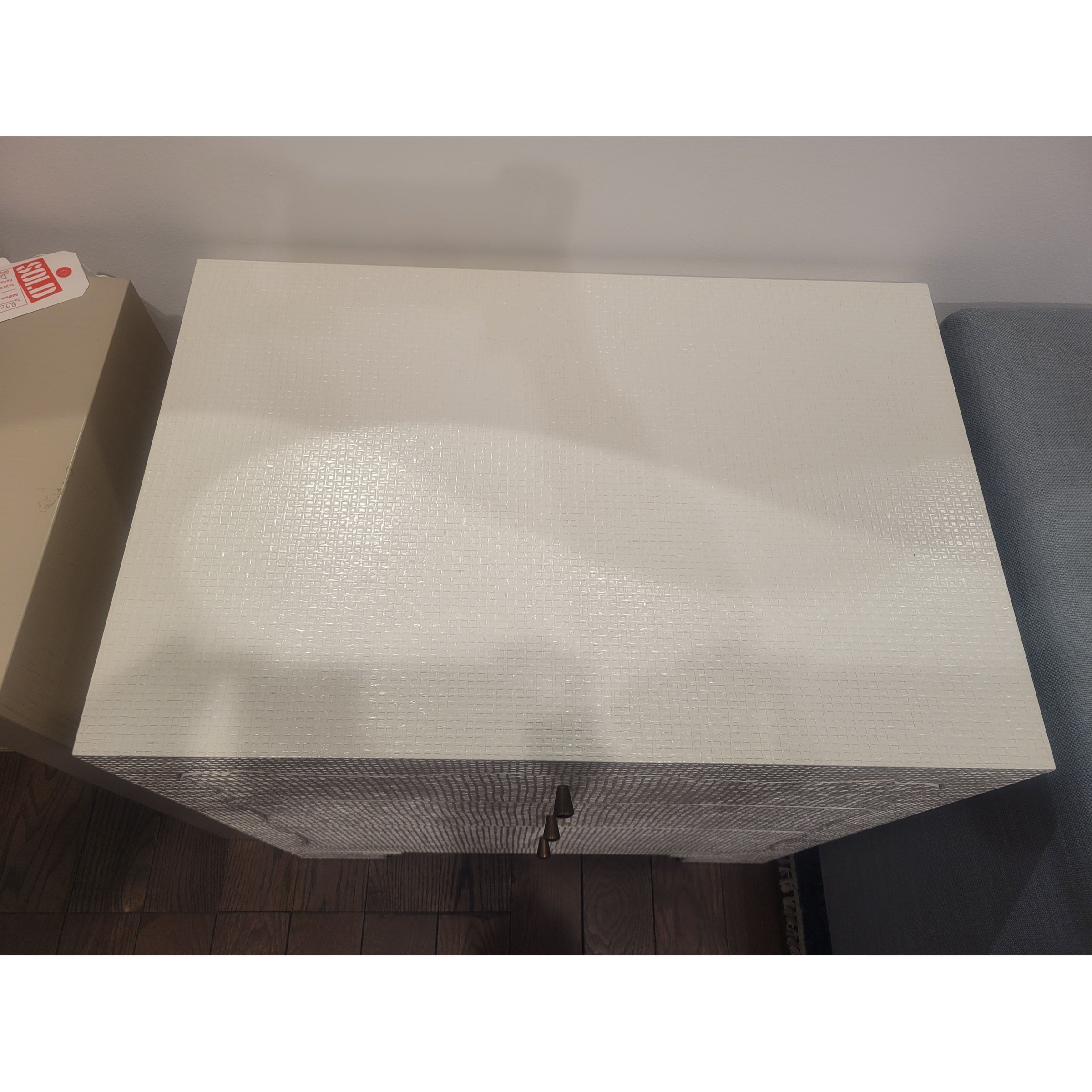 India White Faux Linen / Grasscloth 3-Drawer Nightstand by Dear Keaton - colletteconsignment.com