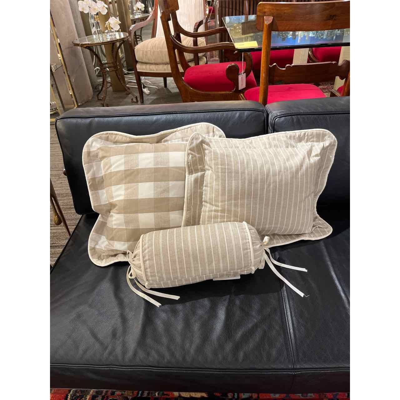 Set of 3 Cotton Throw Pillows