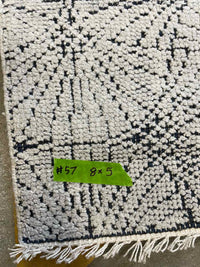 5' x 8' Beige Sunburst Pattern Rug #57