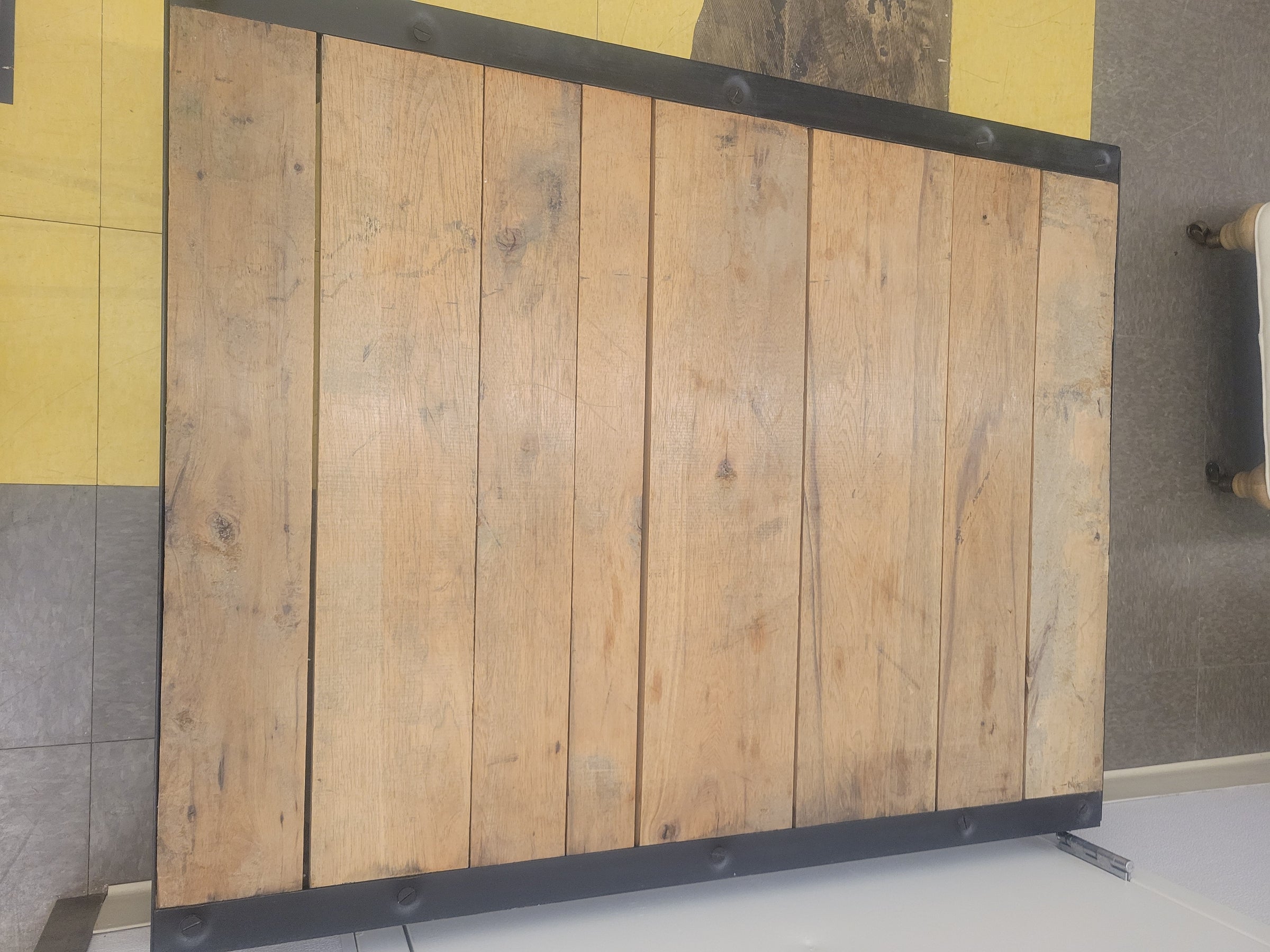 Industrial Metal & Wood Pallet Coffee Table