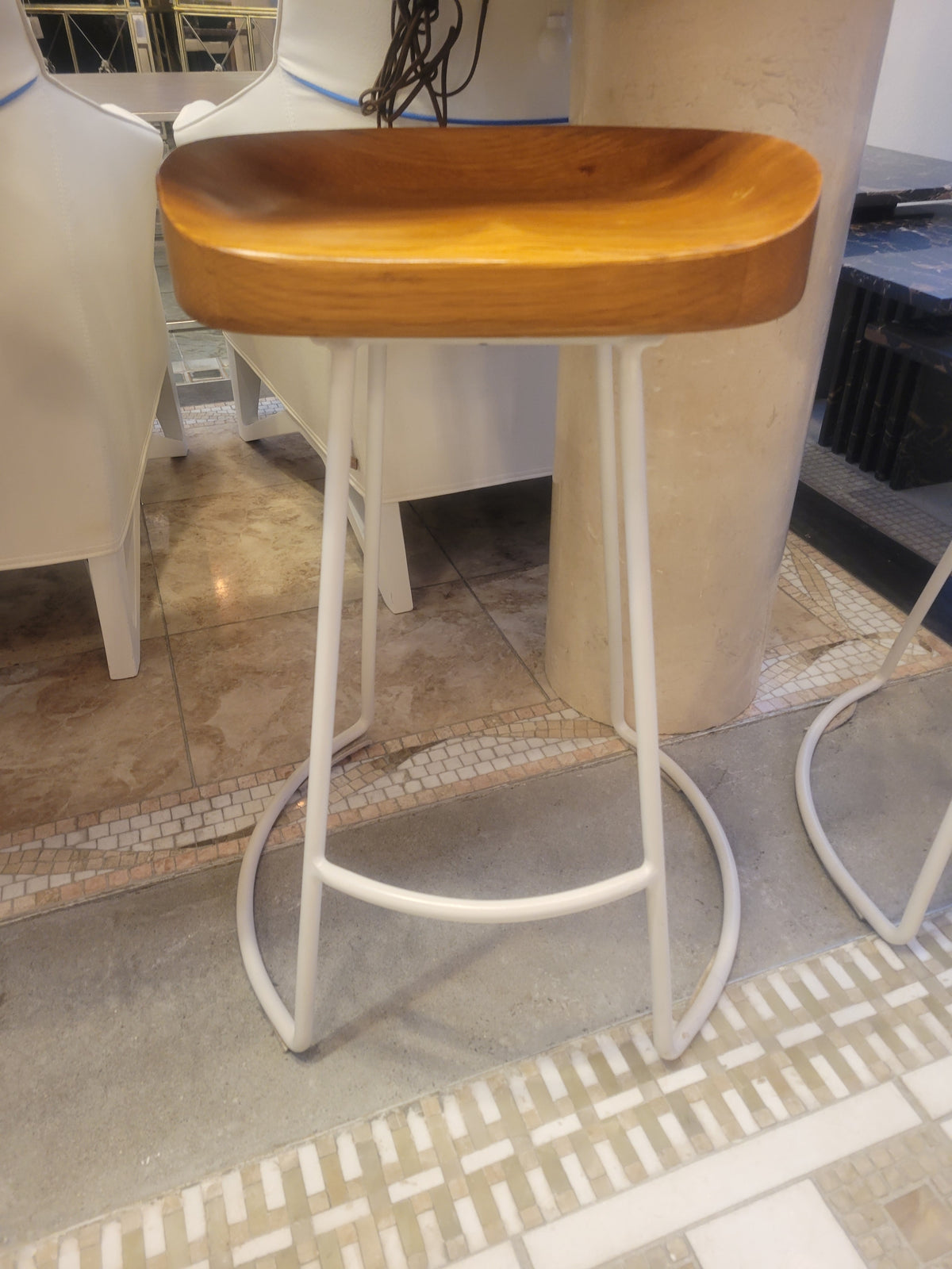 SET of 4 Wood Counter Stools on White Metal Bases