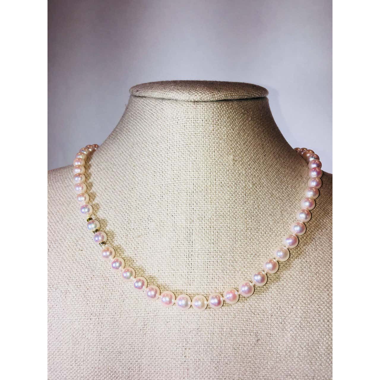 No Label Pearl Necklace