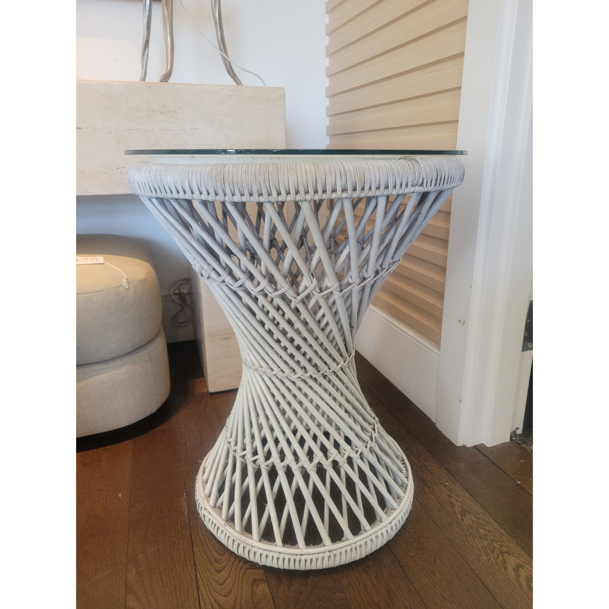 Round White Wicker Rattan Side Table w/ Glass Top