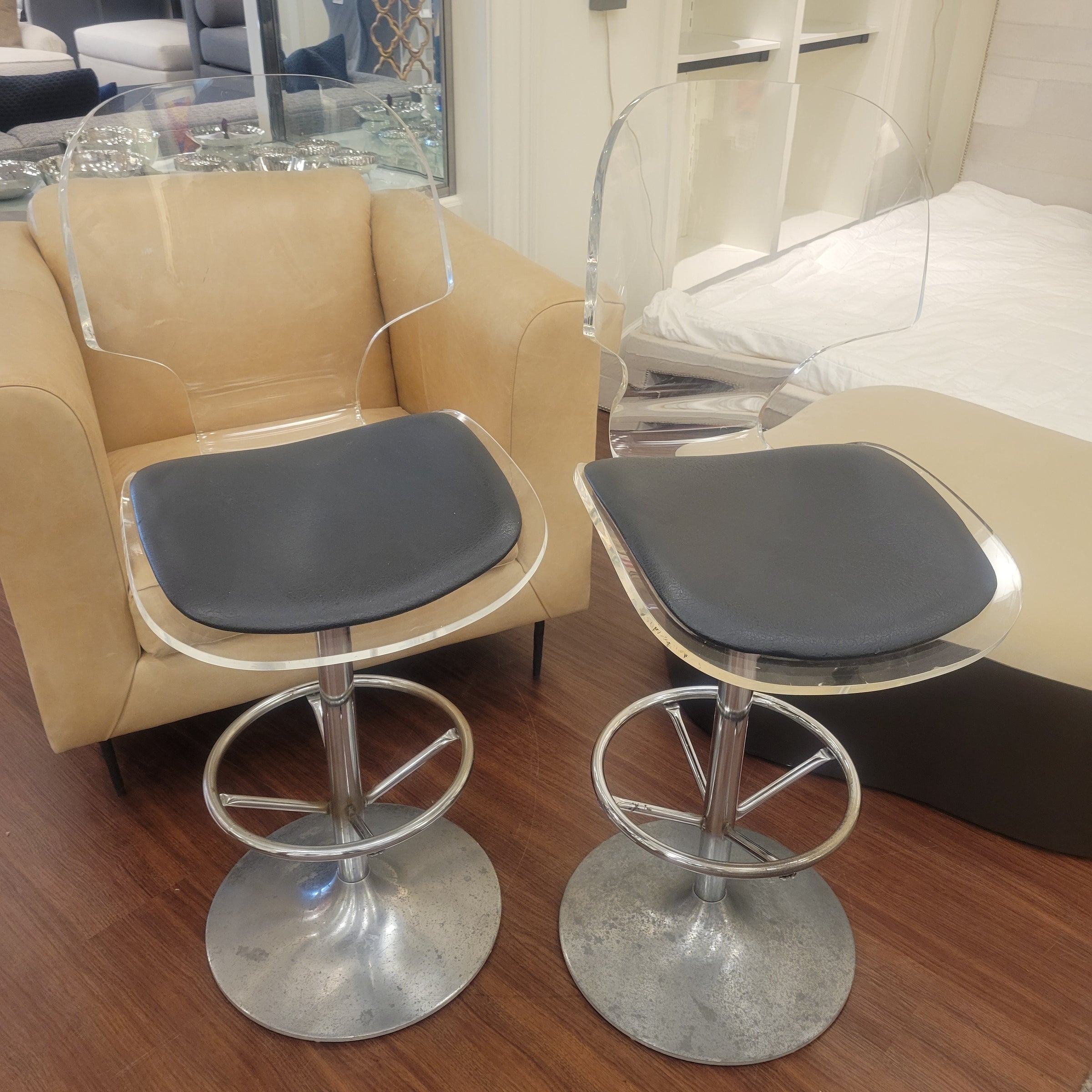 Pair of Lucite Bar Stools by Hill Manufacturing Company Pair of Lucite Bar Stools by Hill Manufacturing Company