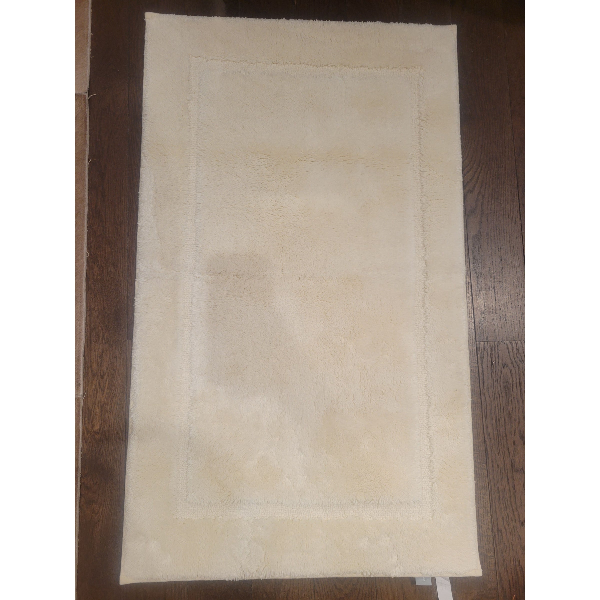 Off-White Rectangular Bath Mat
