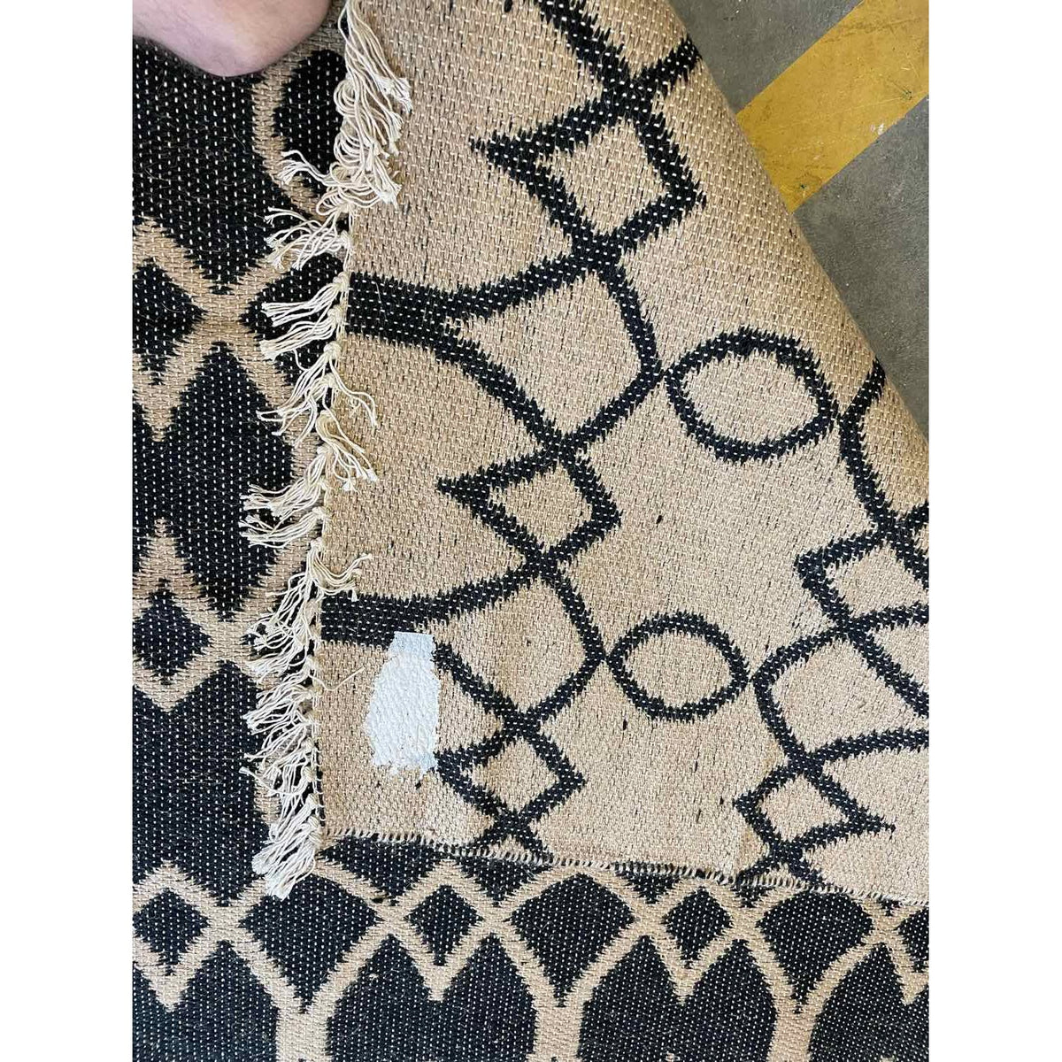 5' x 7.3' Double-Sided Black & Beige Loops Rug #37