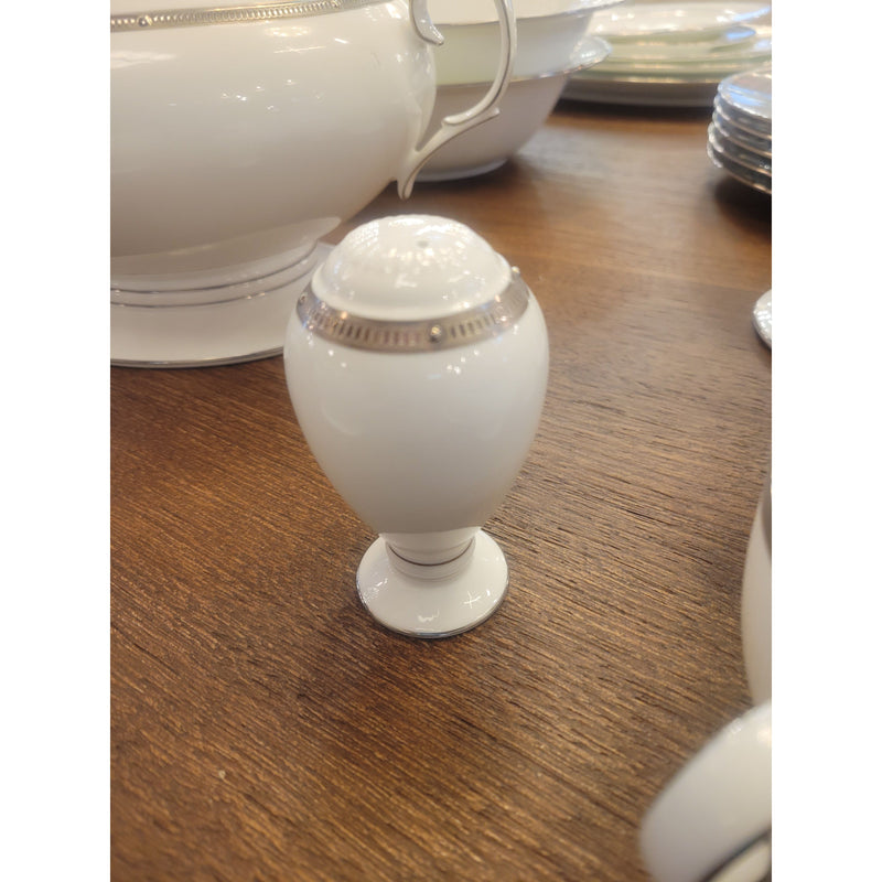 Pepper Shaker, Noritake 'Rochelle' Platinum