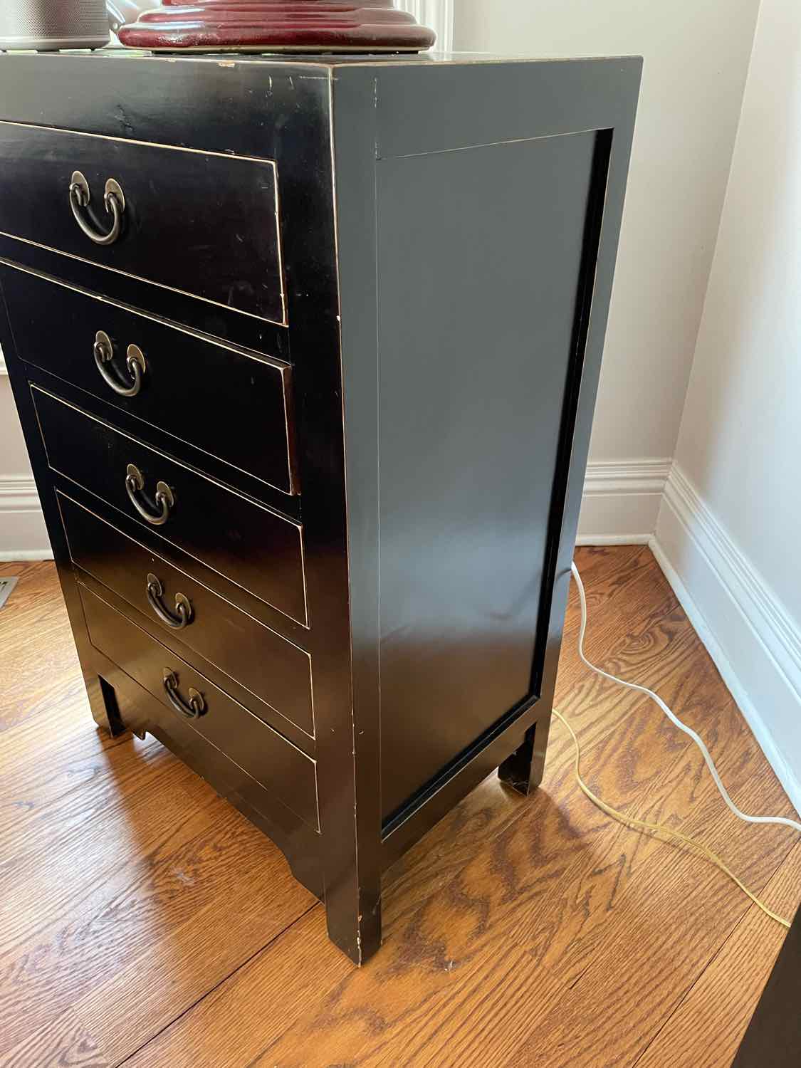 5-Drawer Asian Standing Dresser