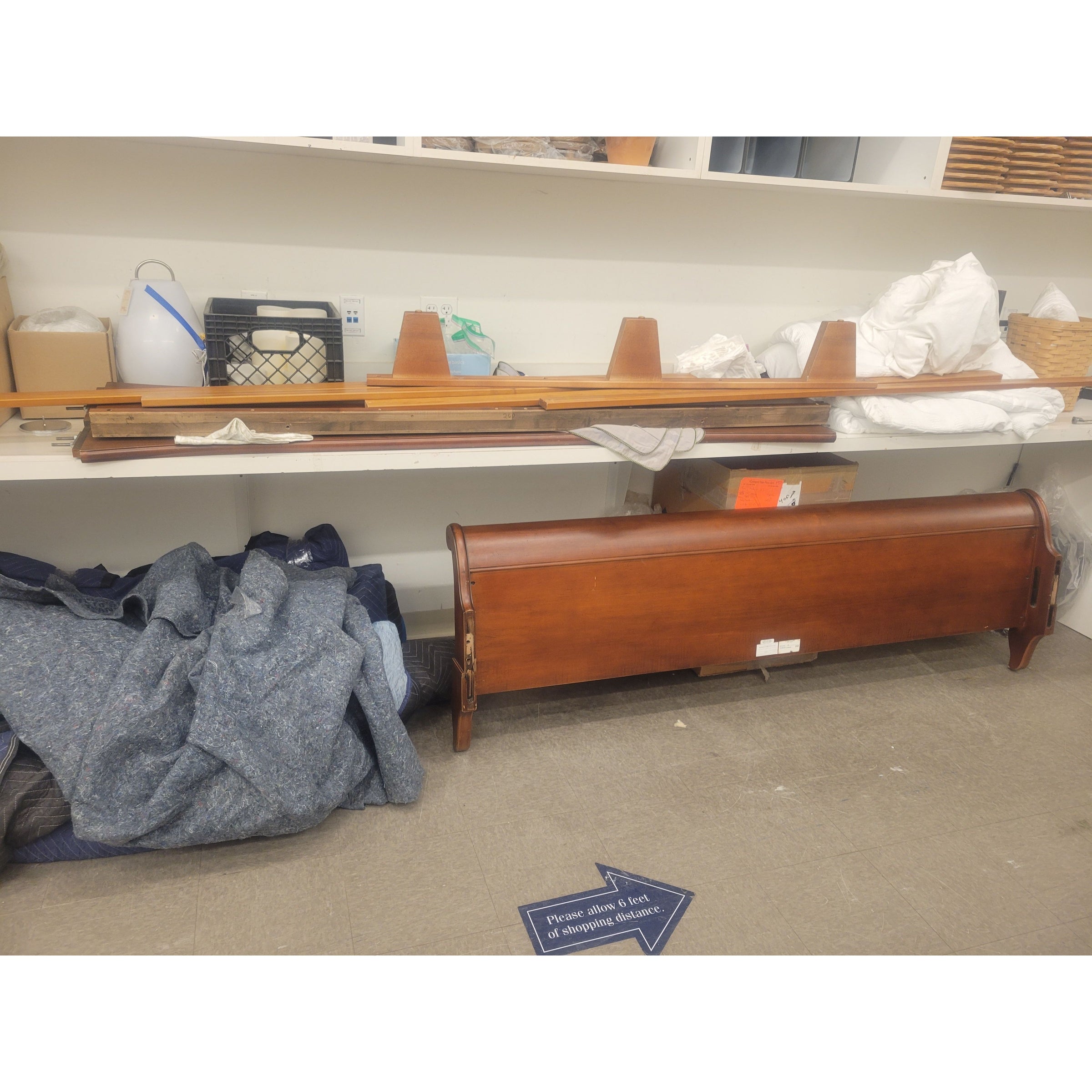 King-Sized Mahogany Sleigh Bed by Ethan Allen