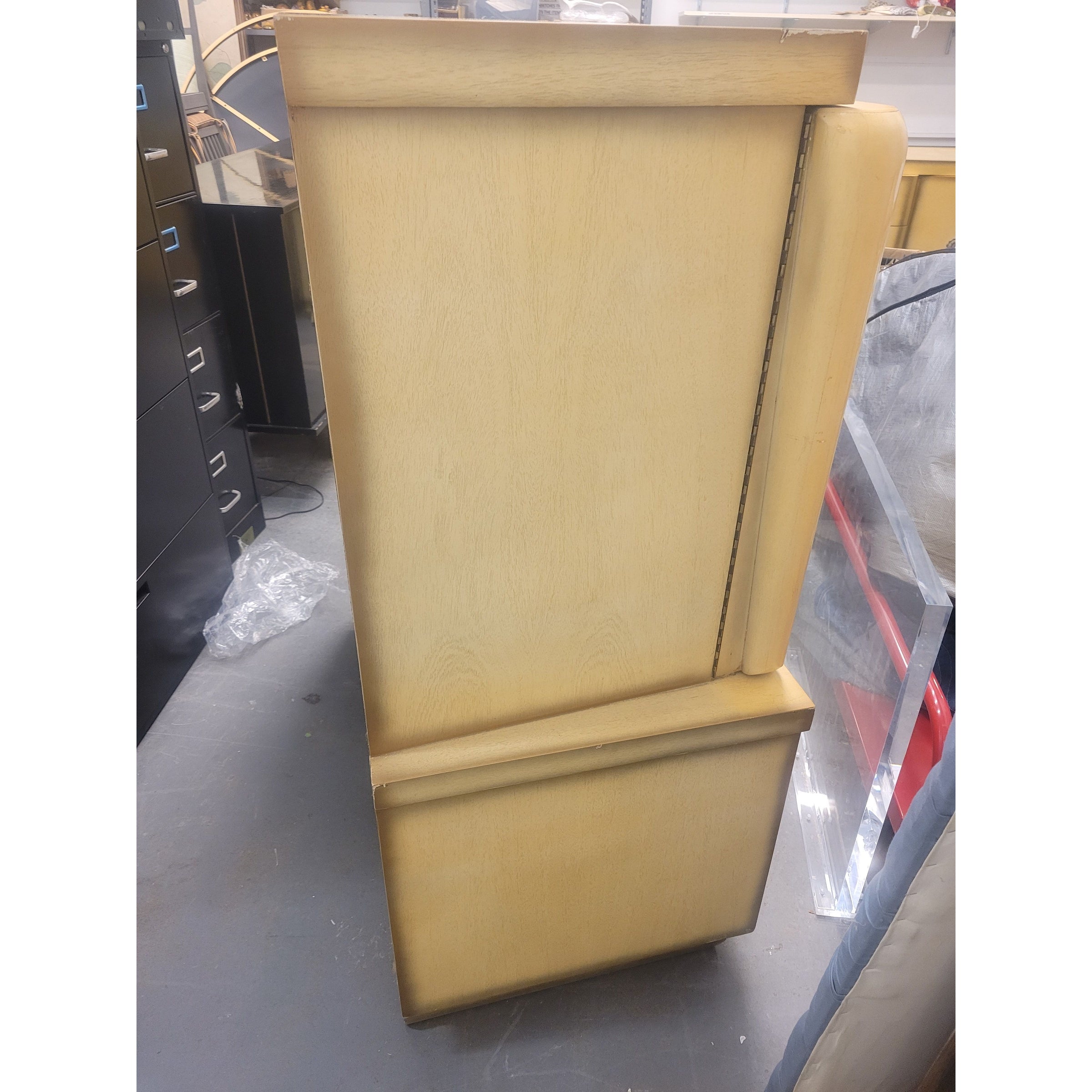 Custom 1960s 5-Drawer Pine Standing Dresser w/ Brass Pulls - colletteconsignment.com