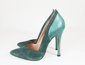 Sigerson Morrison 9 Green Pointed Toe Pumps w/ Snakeskin Heel