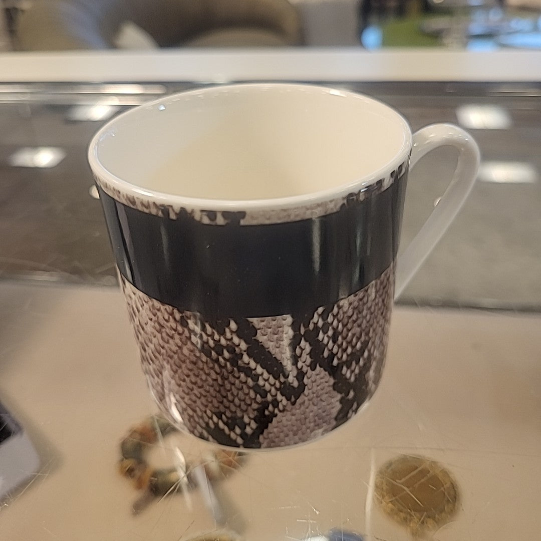 Mikasa Snake Print Cup