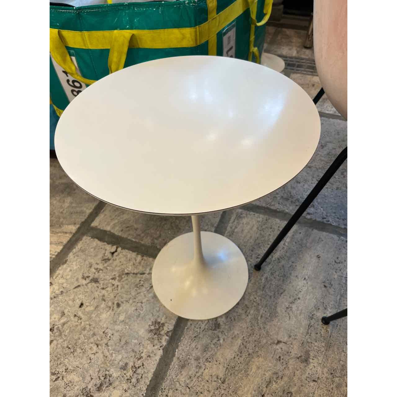 Saarinen Small White Round Side Tables
