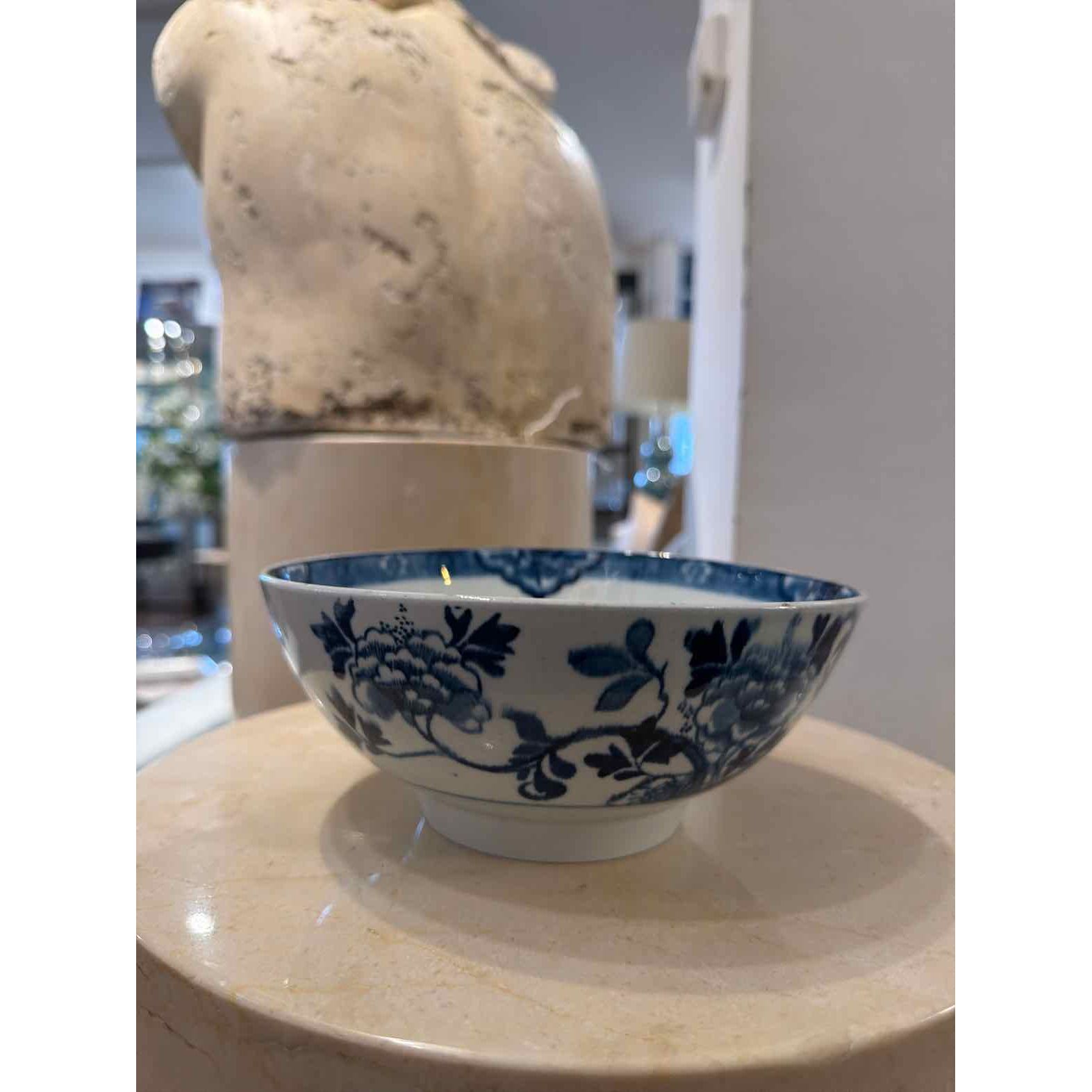 18th Century Chinese Export Bowl 7"Diam x 3"H