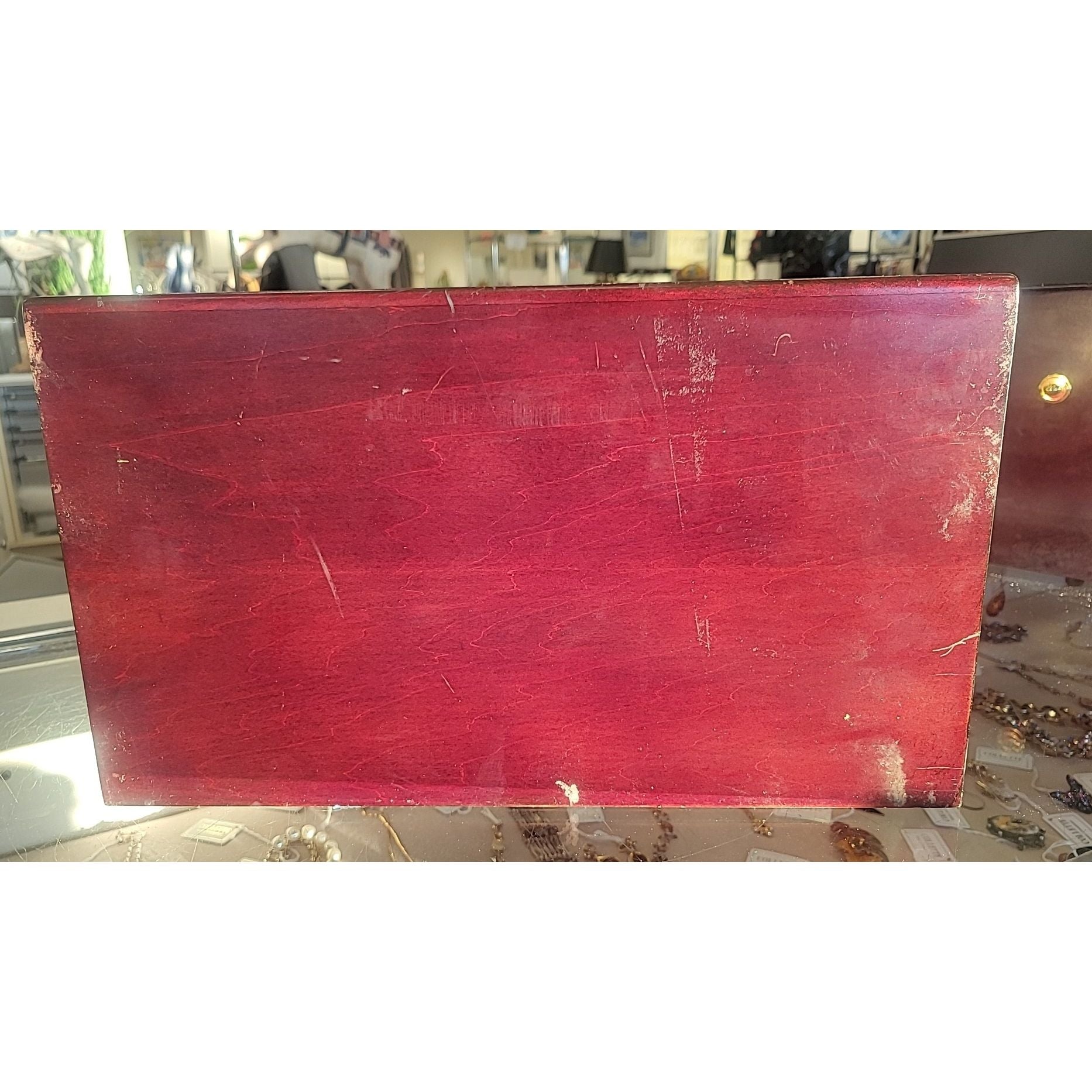 Glass Top Mahogany Cigar Humidor w/ 3 Drawers - colletteconsignment.com