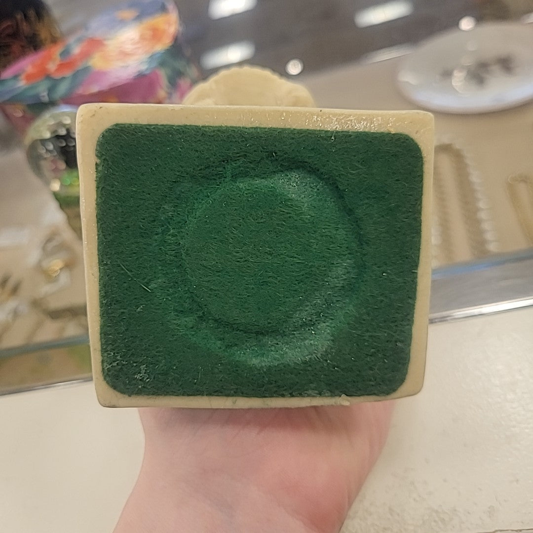 Sillisculpts Birthday Vinyl Figurine by R&W Berries