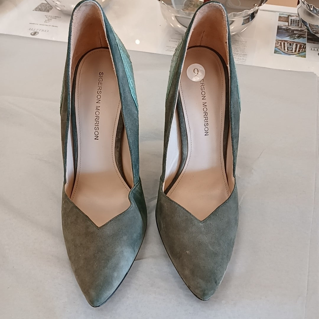 Sigerson Morrison 9 Green Pointed Toe Pumps w/ Snakeskin Heel