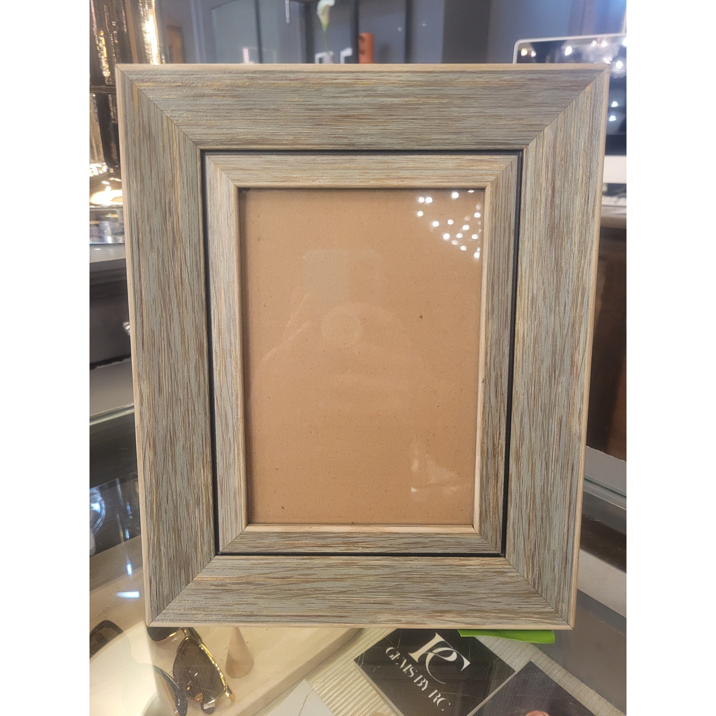 Wood 4x6 Picture Frame - colletteconsignment.com