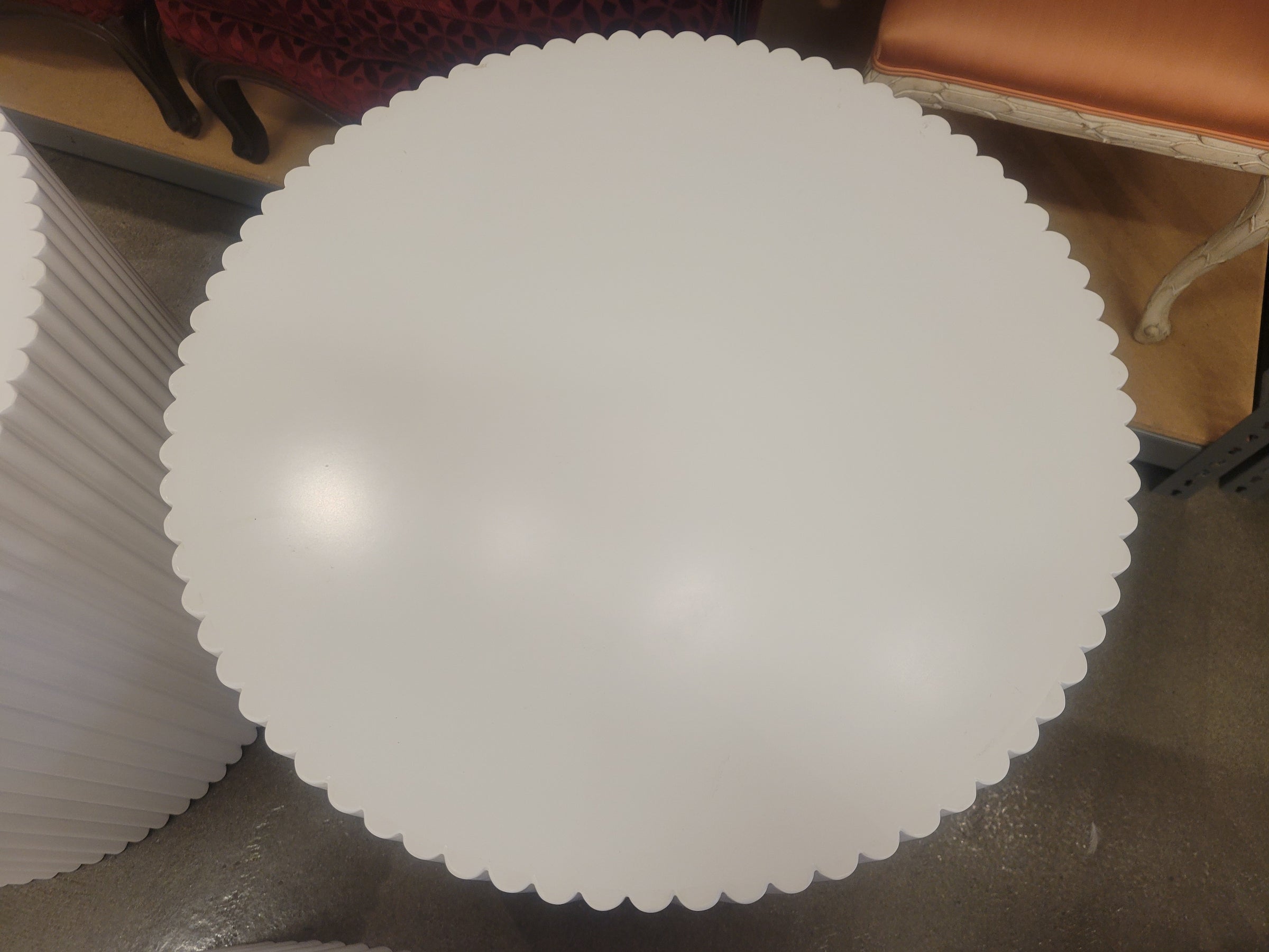 Fluted White Lacquer Round Pedestal