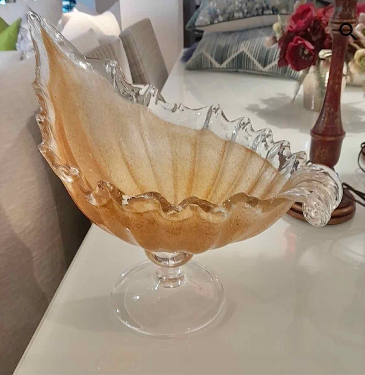 Morano Shell Centerpiece Bowl w/ Gold Detail
