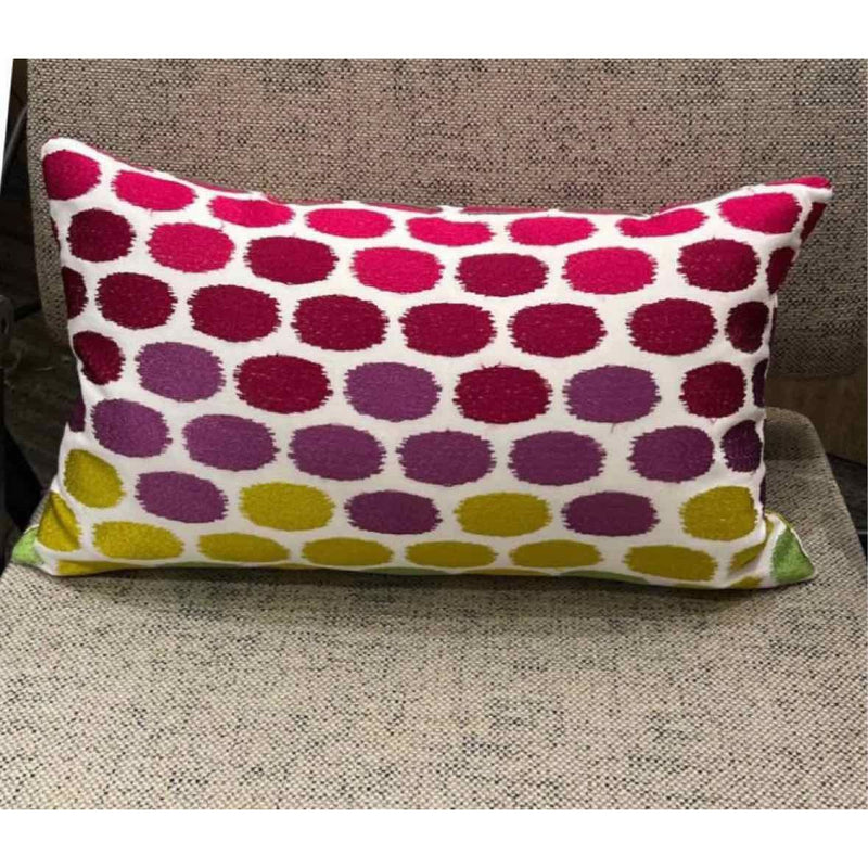 Circle Design Silk Fabric Pillow with Pink / Purple / Yellow