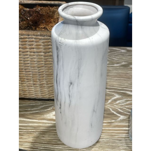 Lg White Marble Vase - colletteconsignment.com