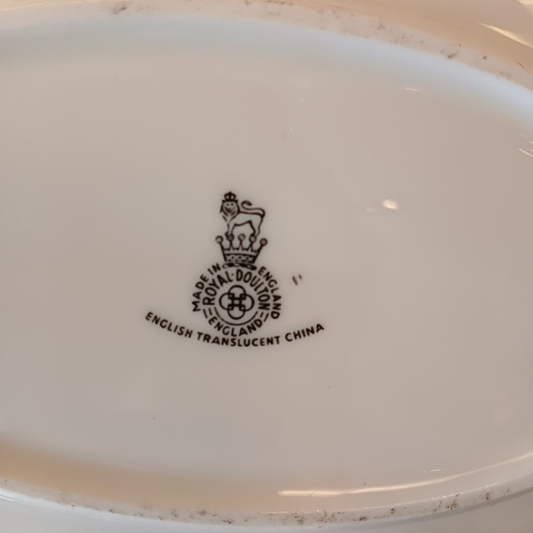 Reflection Gravy Boat w/ Lid & Tray by Royal Doulton