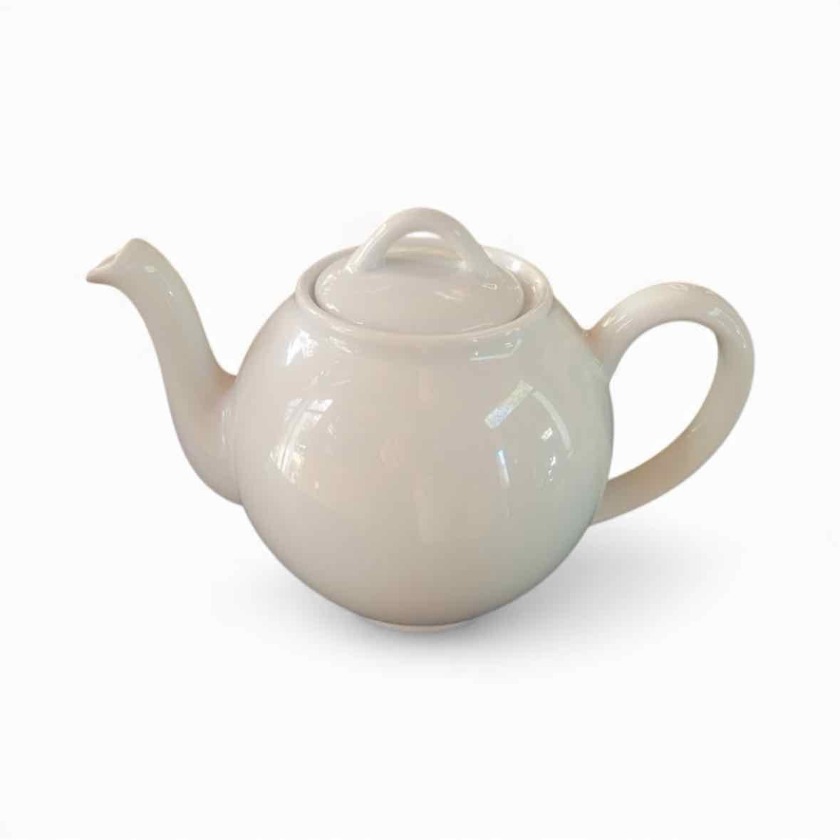 La Porcellana Bianca Porcelain Teapot