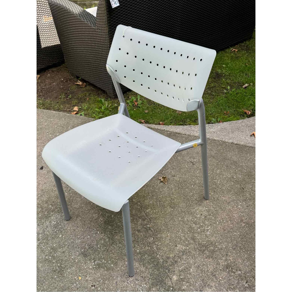 'Also' White Polymer Dining Side Chair by Keilhauer