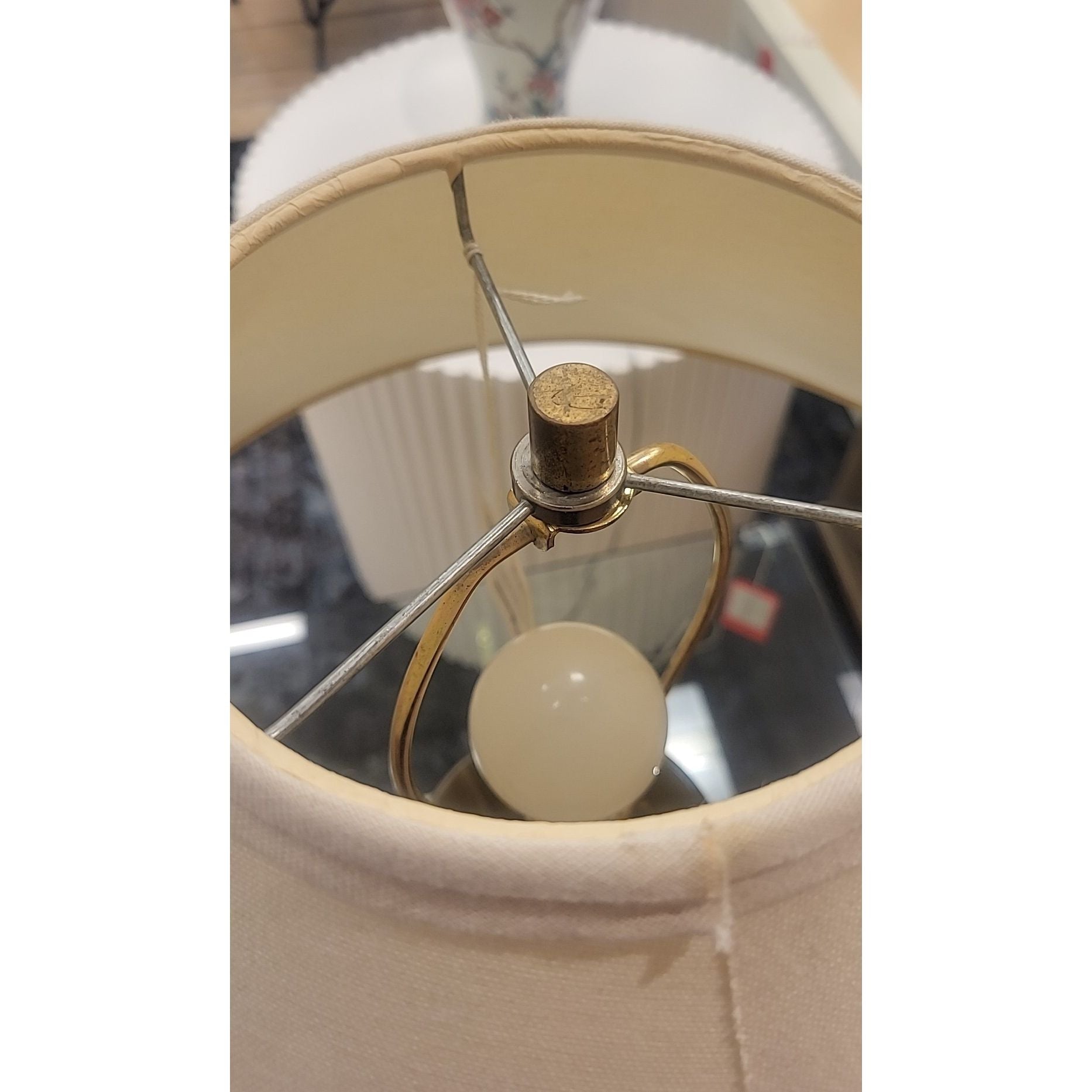 Brown Blown Glass Table Lamp w/ Shade