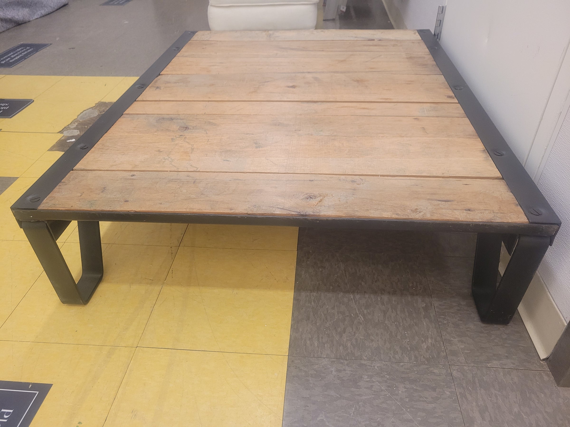 Industrial Metal & Wood Pallet Coffee Table