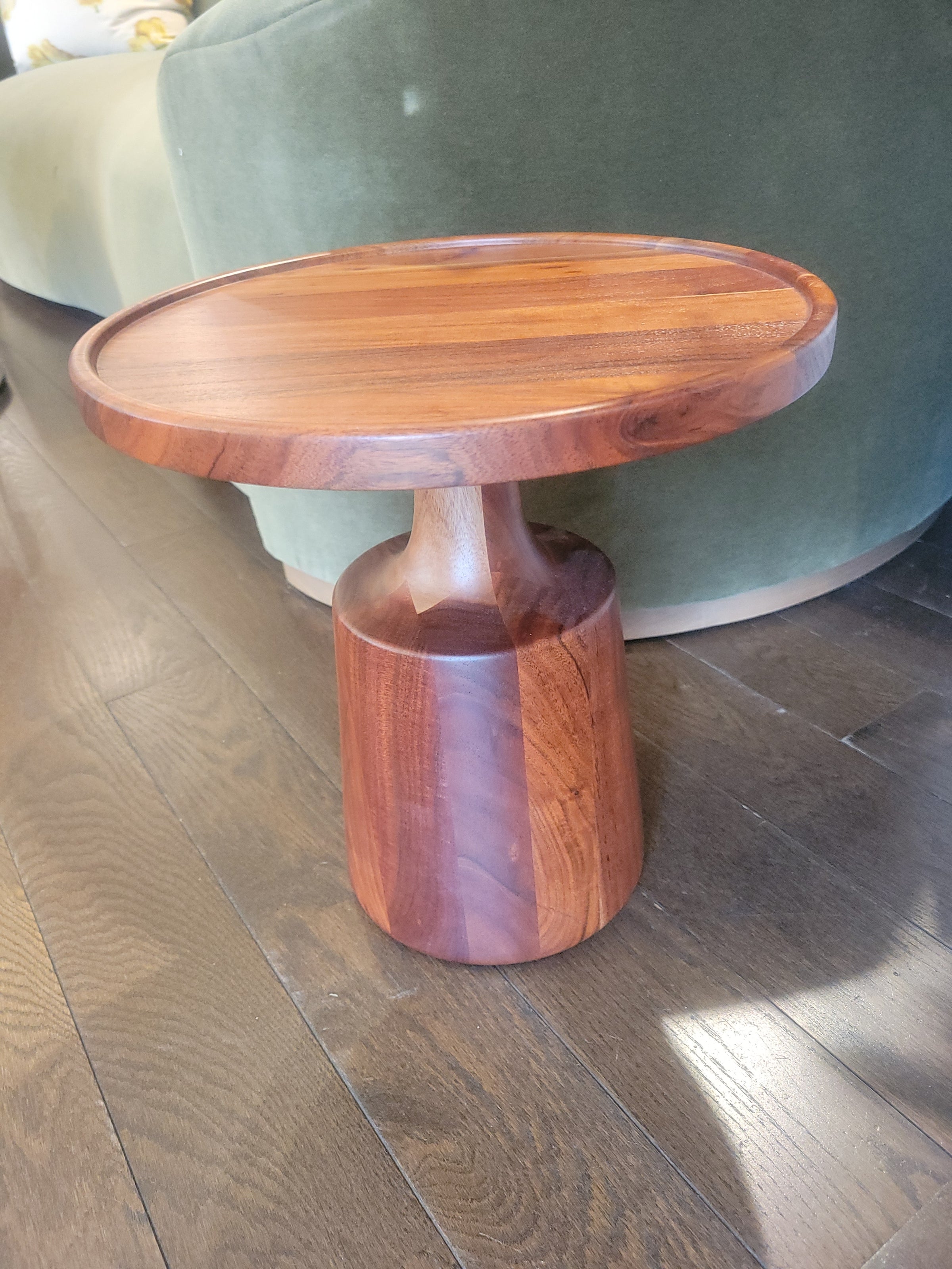 Short Round Wood Pedestal Side Table