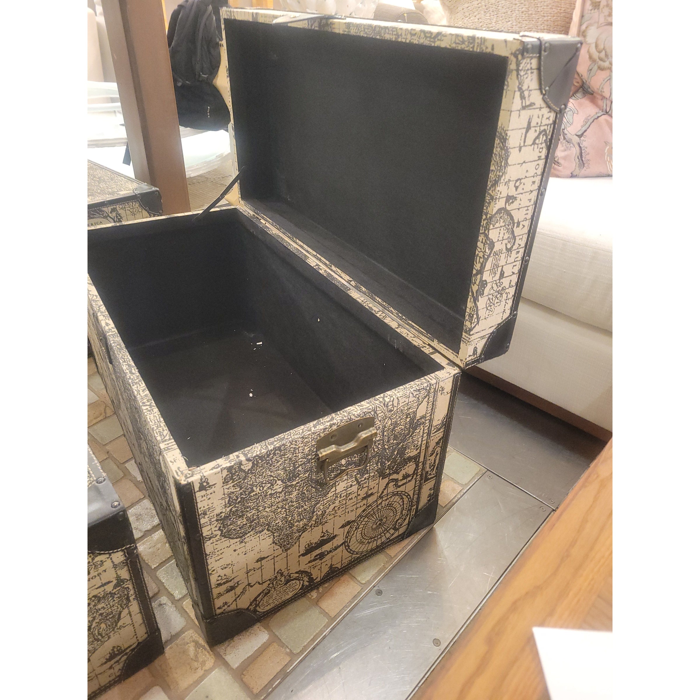 SET of 3 Decorative World Map Themed Nesting Storage Trunks