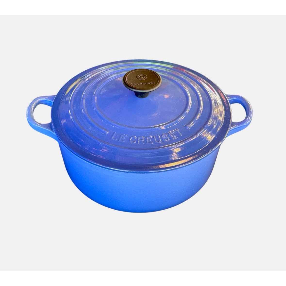 Le Creuset Cobalt Blue French Oven w/ Lid